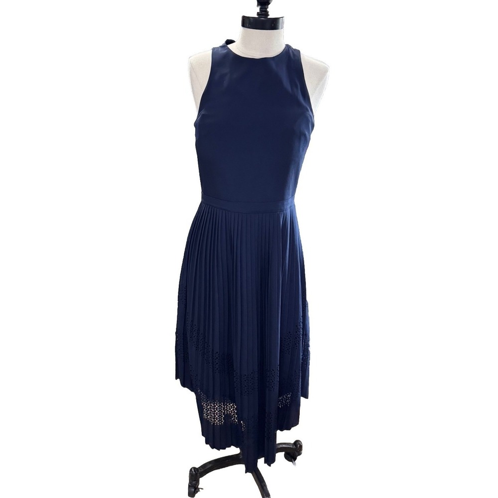 Banana Republic Dress Women's Sz 4 Pleated Laser Cut Sleeveless